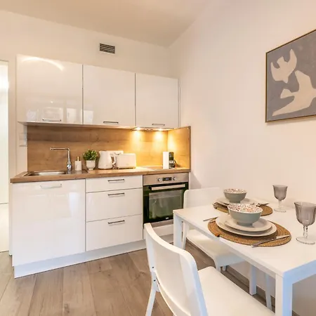 Lovely With Balcony In Residential Area