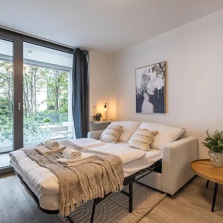 Apartamento Lovely With Balcony In Residential Area